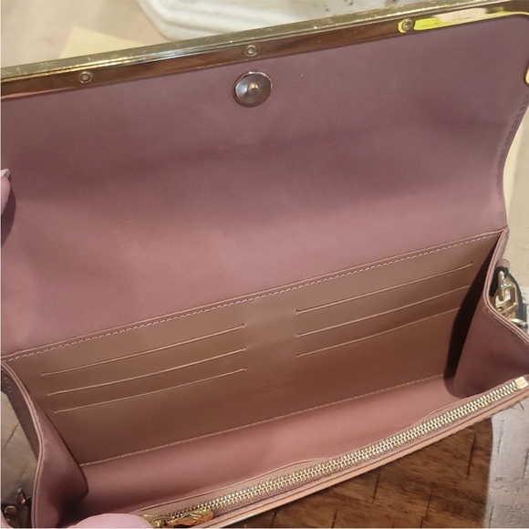 Authentic Louis Vuitton shoulder bag - Picture 10 of 13